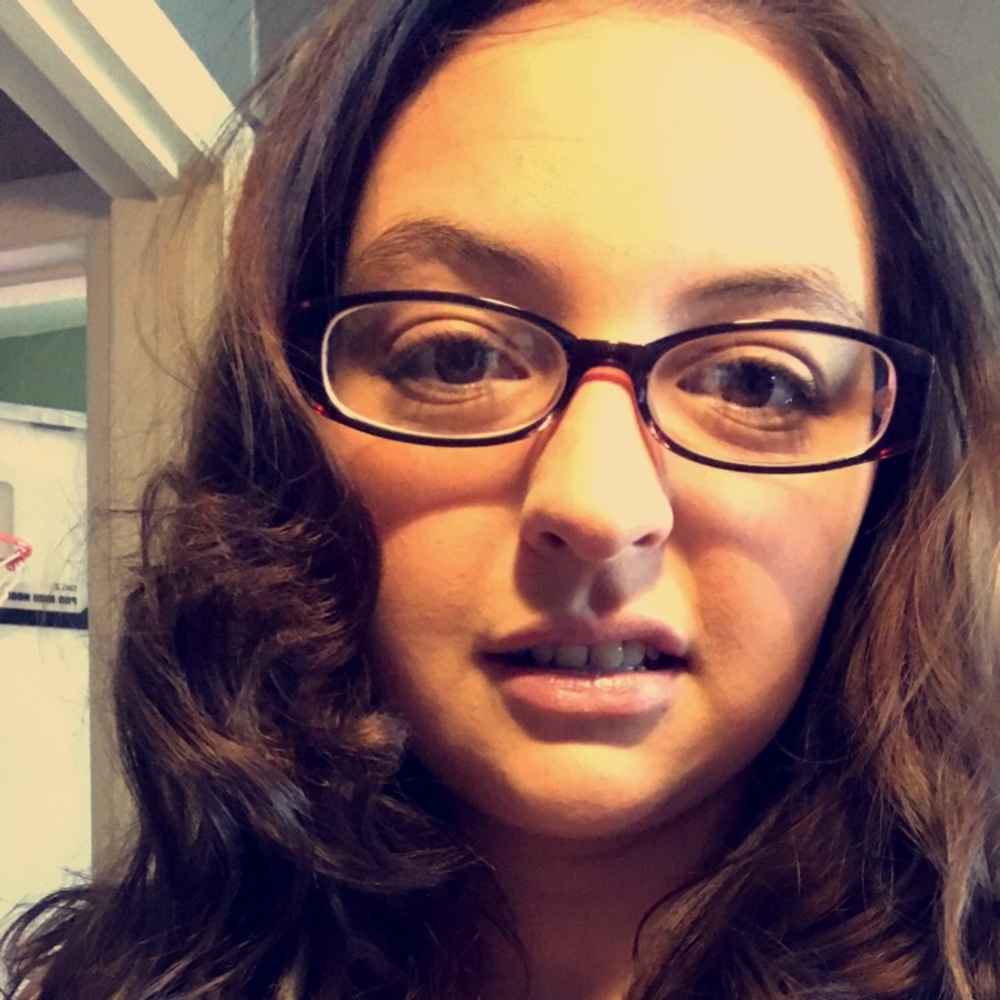 Meet your Posher, Alexandra